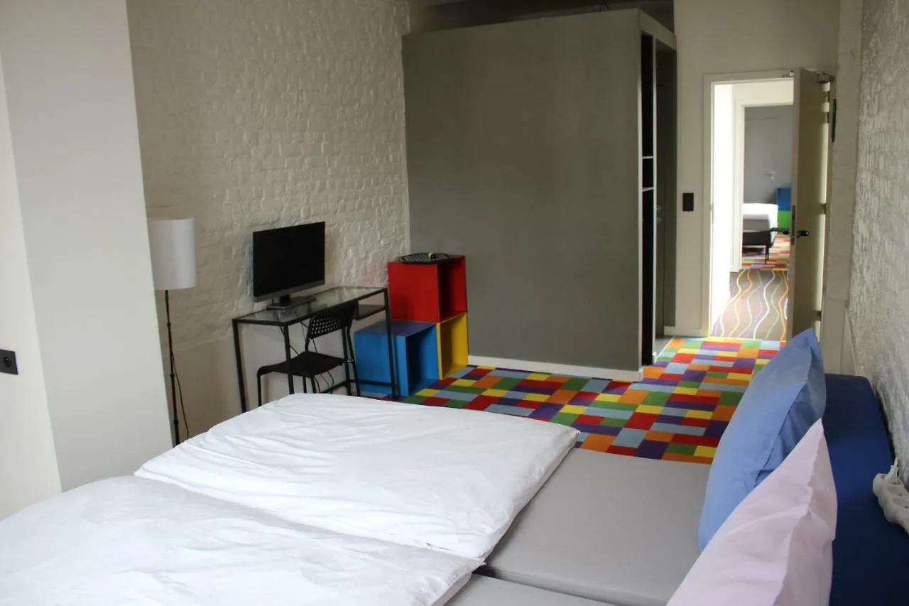 Funkey Hotel Brussels 2*,